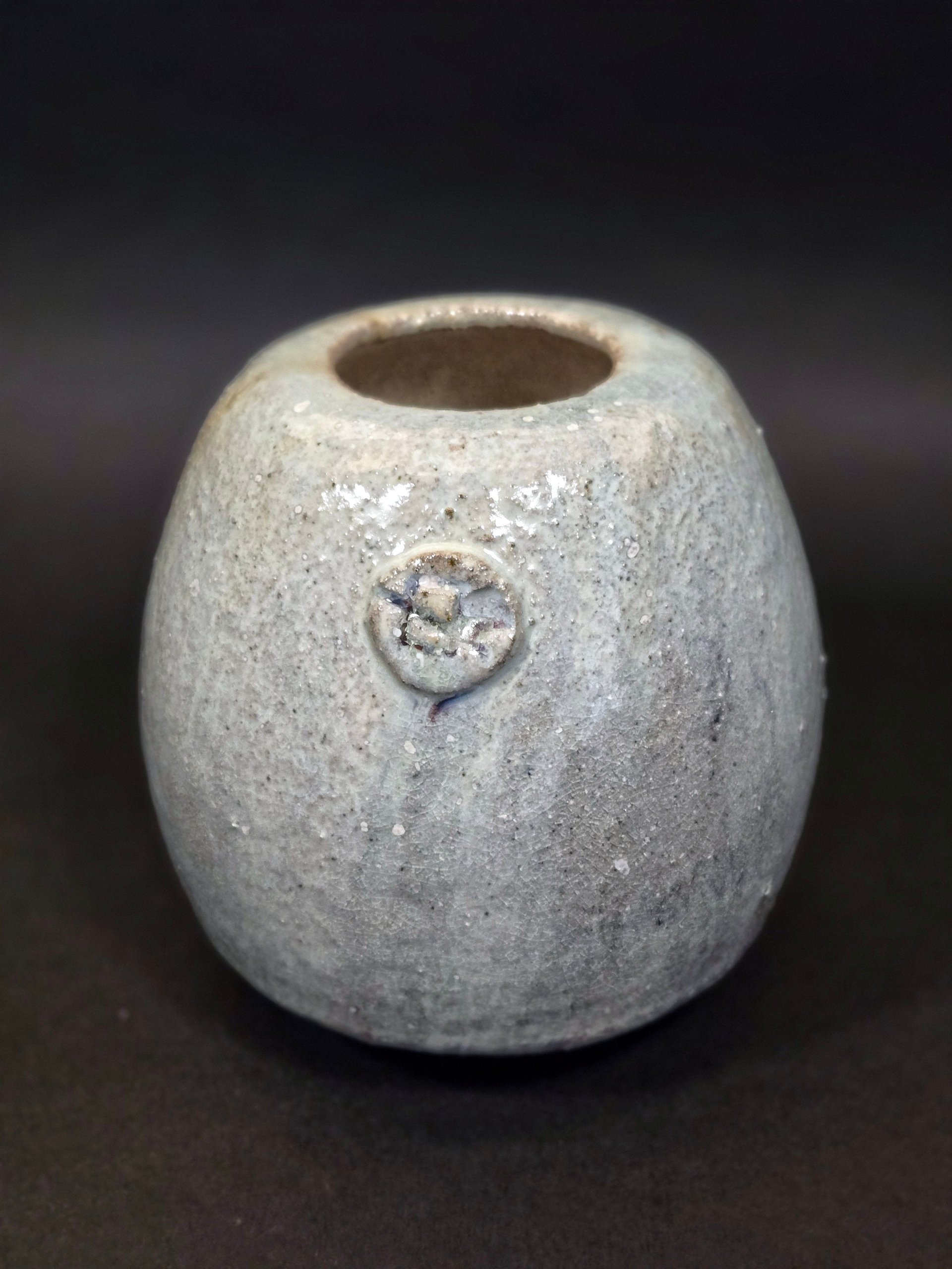 Vase en grès artisanal-minimalisme et poésie brute – Image 2